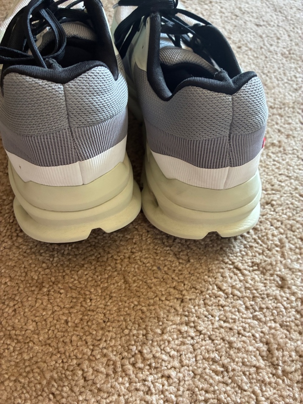 On Cloudrunner Waterproof Running Shoes Mint Green White Grey Sneakers size 8 - Picture 4 of 9